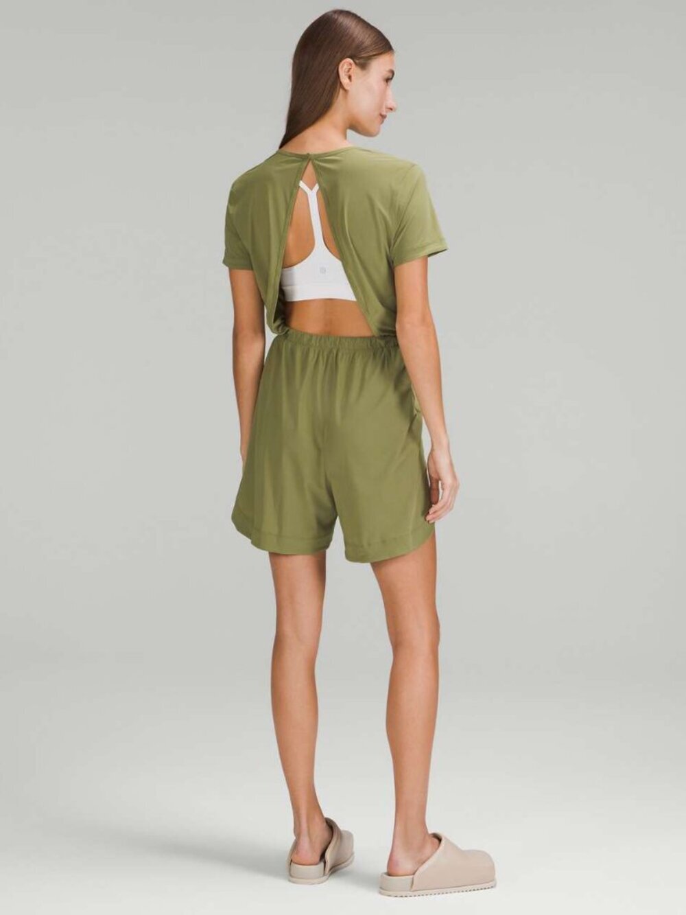 Lululemon Bronze Green Lightweight High-Neck Romper Size 2 39021